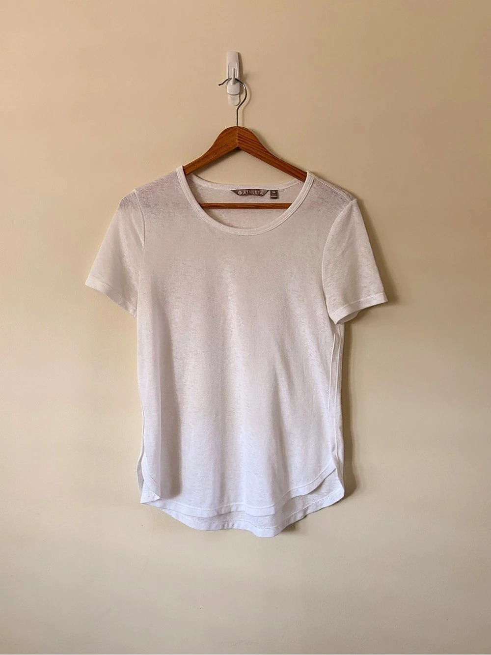 Athleta Short Sleeve Tee in White Size XS